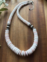 Load image into Gallery viewer, Southwestern Sterling Silver Graduated Pink Conch Bead Necklace. 18 Inch. Gift