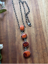 Load image into Gallery viewer, Navajo Sterling Silver Orange Spiny Oyster Lariat Chain Necklace C Shorty