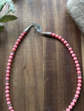 Load image into Gallery viewer, Tommy Rosita Singer T R Sterling Silver Pink Choker Bead Necklace 15 Inch