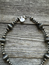 Load image into Gallery viewer, Sterling Silver Pearls W Corrugated Bead Necklace. 22 Inch