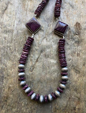 Load image into Gallery viewer, Sterling silver purple spiny oyster necklace