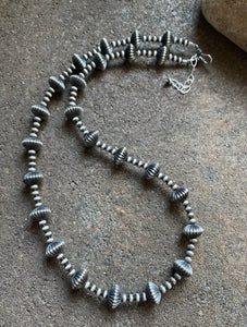 Sterling Silver Navajo Pearls W Corrugated Saucer Bead Necklace. 20 Inch