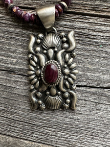Navajo Sterling silver purple spiny oyster necklace pendant