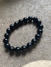 Load image into Gallery viewer, Round Black Onyx Stretchy Bead Bracelet. Free size