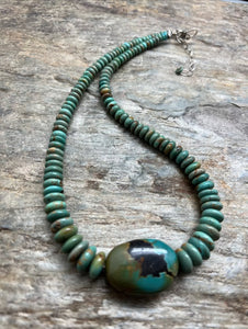 Sterling Silver Graduated Green Turquoise Bead Necklace. 18 inch