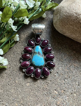 Load image into Gallery viewer, Navajo Sterling Silver Purple Spiny Oyster Turquoise Cluster Pendant. KY