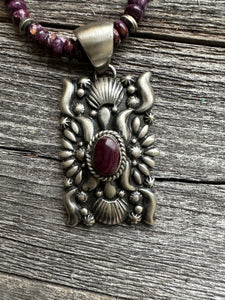 Navajo Sterling silver purple spiny oyster necklace pendant
