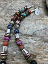 Load image into Gallery viewer, Tommy &amp; Rosita Singer T R Sterling Silver Purple Spiny Oyster Bead Necklace 19”