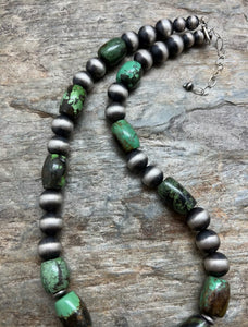 Sterling Silver Green Turquoise W Pearls Bead Necklace. 18 inch