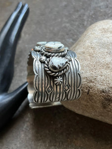Navajo Sterling Silver Spiny Oyster White Buffalo Turquoise Cuff Bracelet. CY