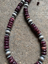 Load image into Gallery viewer, Sterling Silver Purple Spiny Oyster W Navajo Pearls Bead Necklace. 16 inch