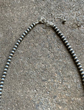 Load image into Gallery viewer, Sterling Silver 4mm Graduated Navajo Pearls Bead Necklace. 14 inch Choker