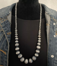 Load image into Gallery viewer, Sterling Silver Graduated Navajo Pearls Bead Necklace 30 Inch