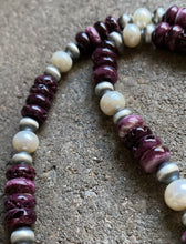 Load image into Gallery viewer, Sterling Silver Purple Spiny Oyster W Freshwater Pearls Bead Necklace 18 inch