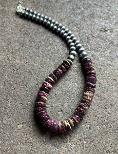 Sterling Silver Purple Spiny Oyster with Pearls Bead Necklace. 18 inch