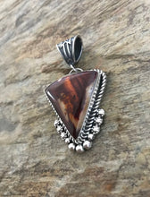 Load image into Gallery viewer, Native American Sterling Silver Orange Spiny Oyster Pendant. MM