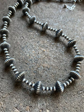 Load image into Gallery viewer, Sterling Silver Navajo Pearls W Corrugated Saucer Bead Necklace. 20 Inch