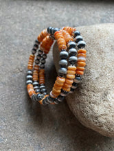 Load image into Gallery viewer, Sterling Silver Spiny Oyster W Navajo Pearls Bead Bracelet. Free Size