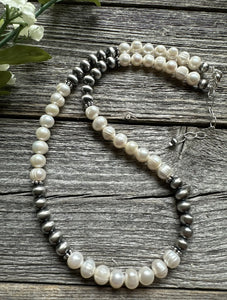 Sterling Silver Freshwater Pearls Bead Necklace. 18 inch