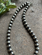 Load image into Gallery viewer, Sterling Silver 10mm Pearls Bead Necklace. 22 Inch