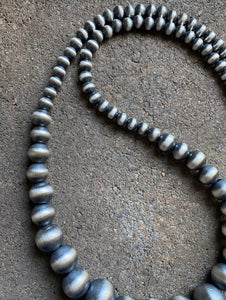 Sterling Silver Graduated Navajo Pearls Bead Necklace 30 Inch