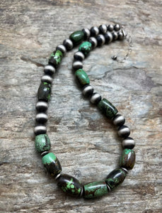 Sterling Silver Green Turquoise W Pearls Bead Necklace. 18 inch