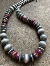 Load image into Gallery viewer, Sterling Silver Graduated Purple Spiny Oyster W Pearls Saucer Bead Necklace. 18”