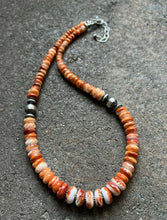 Load image into Gallery viewer, Sterling Silver Graduated Spiny Oyster Bead Necklace. 18 inch