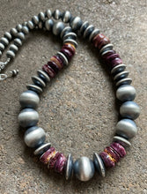 Load image into Gallery viewer, Sterling Silver Graduated Purple Spiny Oyster W Pearls Saucer Bead Necklace. 18”