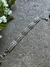 Load image into Gallery viewer, Native American Sterling Silver Link Bracelet. PA