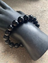 Load image into Gallery viewer, Round Black Onyx Stretchy Bead Bracelet. Free size