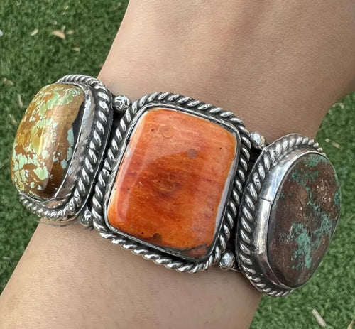 Navajo Sterling Silver Turquoise Spiny Oyster Row Cuff Bracelet. CY