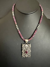Load image into Gallery viewer, Navajo Sterling silver purple spiny oyster necklace pendant