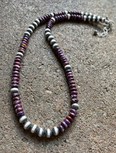 Load image into Gallery viewer, Sterling Silver Purple Spiny Oyster W Pears Bead Necklace. 16 inch