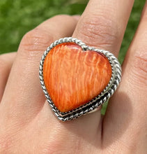 Load image into Gallery viewer, Native American Sterling Silver Orange Spiny Oyster Ring. Size 7.5 Signed