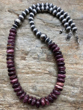 Load image into Gallery viewer, Sterling Silver Purple Spiny Oyster with Navajo Pearls Bead Necklace. 18 inch