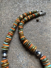 Load image into Gallery viewer, Sterling Silver Graduated Spiny Oyster Green Turquoise Bead Necklace. 18 inch