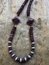 Load image into Gallery viewer, Sterling silver purple spiny oyster necklace