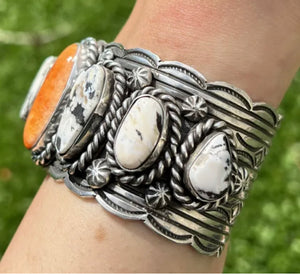 Navajo Sterling Silver Spiny Oyster White Buffalo Turquoise Cuff Bracelet. CY