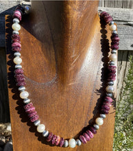 Load image into Gallery viewer, Sterling Silver Purple Spiny Oyster W Freshwater Pearls Bead Necklace 18 inch