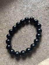 Load image into Gallery viewer, Round Black Onyx Stretchy Bead Bracelet. Free size