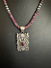 Load image into Gallery viewer, Navajo Sterling silver purple spiny oyster necklace pendant