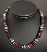 Load image into Gallery viewer, Sterling Silver Purple Spiny Oyster W Navajo Pearls Bead Necklace. 16 inch