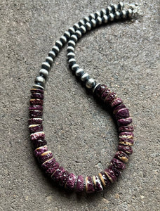 Sterling Silver Purple Spiny Oyster with Pearls Bead Necklace. 18 inch