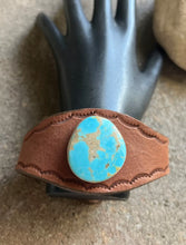 Load image into Gallery viewer, Navajo Sterling Silver Turquoise Leather Band Bracelet. OC