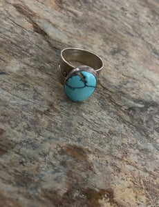 Vintage Old Pawn Sterling Silver Turquoise Ring. Size 7.5